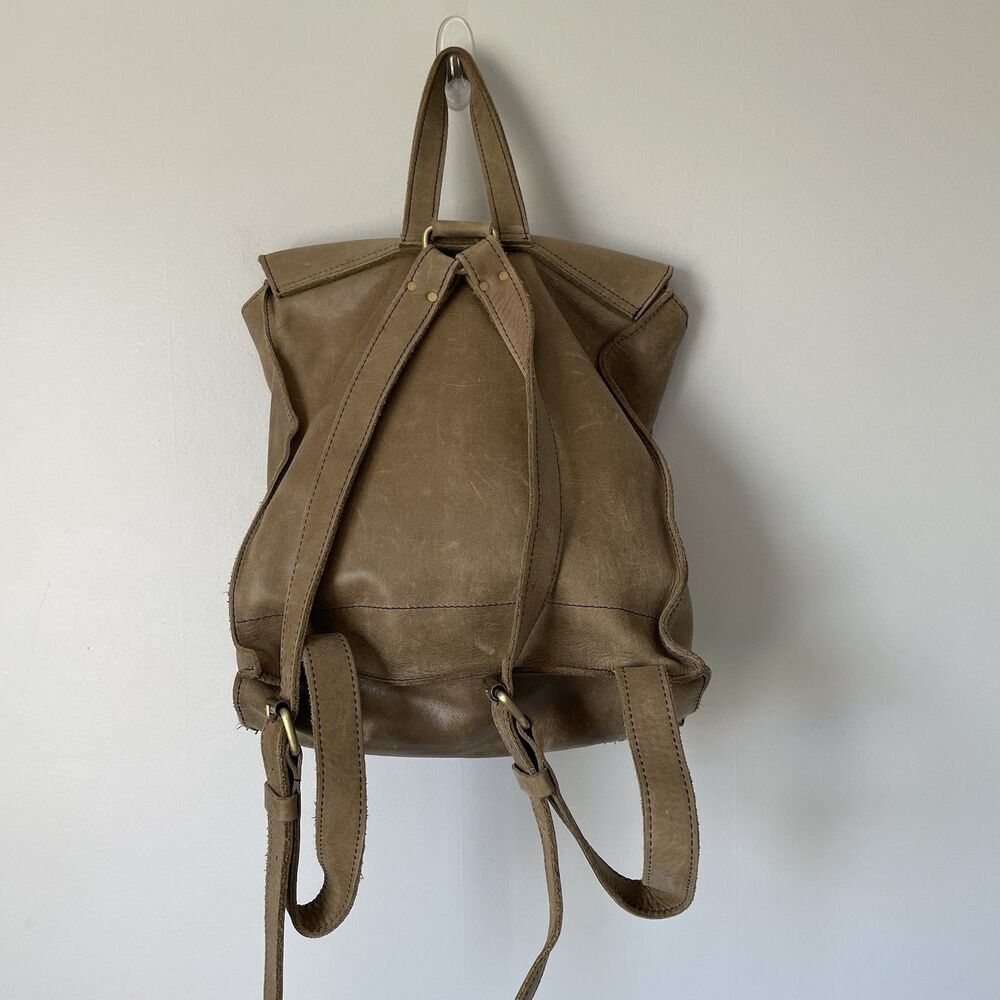 Raven + Lily Emerson Leather Backpack Purse Tassel Fold-Over Closure Brown OS - Picture 6 of 13